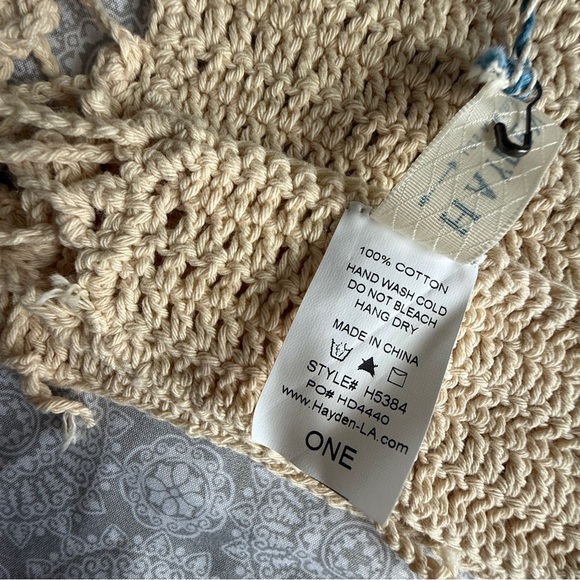 Hayden Los Angeles Natural Crochet Halter Bralette Top One Size New with Tags - Picture 5 of 6